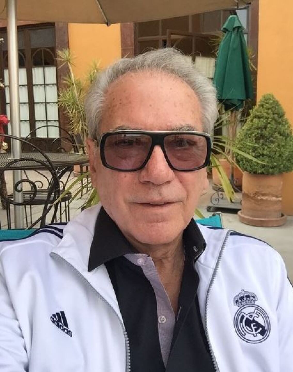 Pedro Sola se desvive en halagos por el trabajo del actor Otto Sirgo