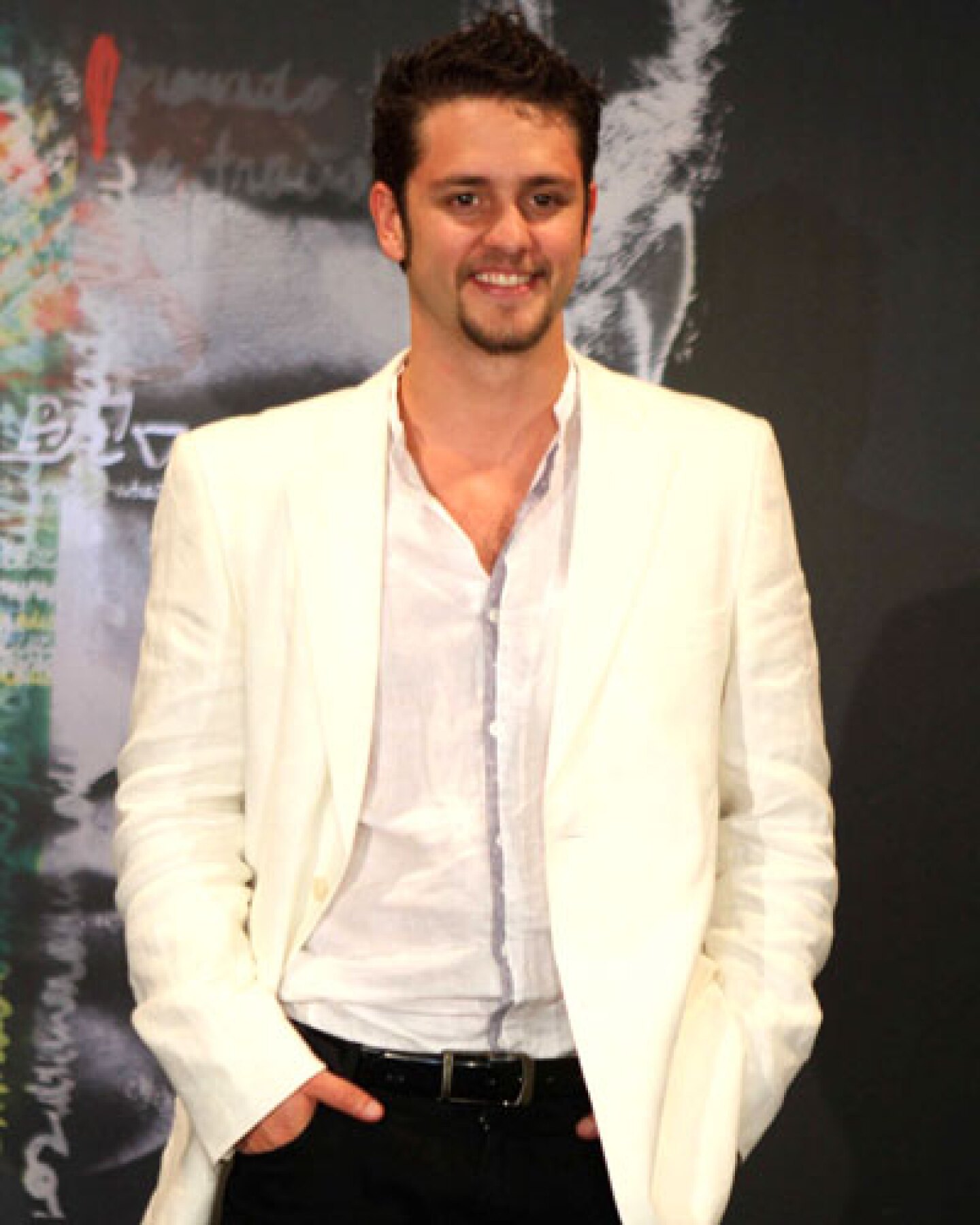 Christopher Uckermann lleva su magia fuera de México