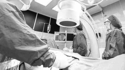 Kirsten Storms hospitalizada de emergencia