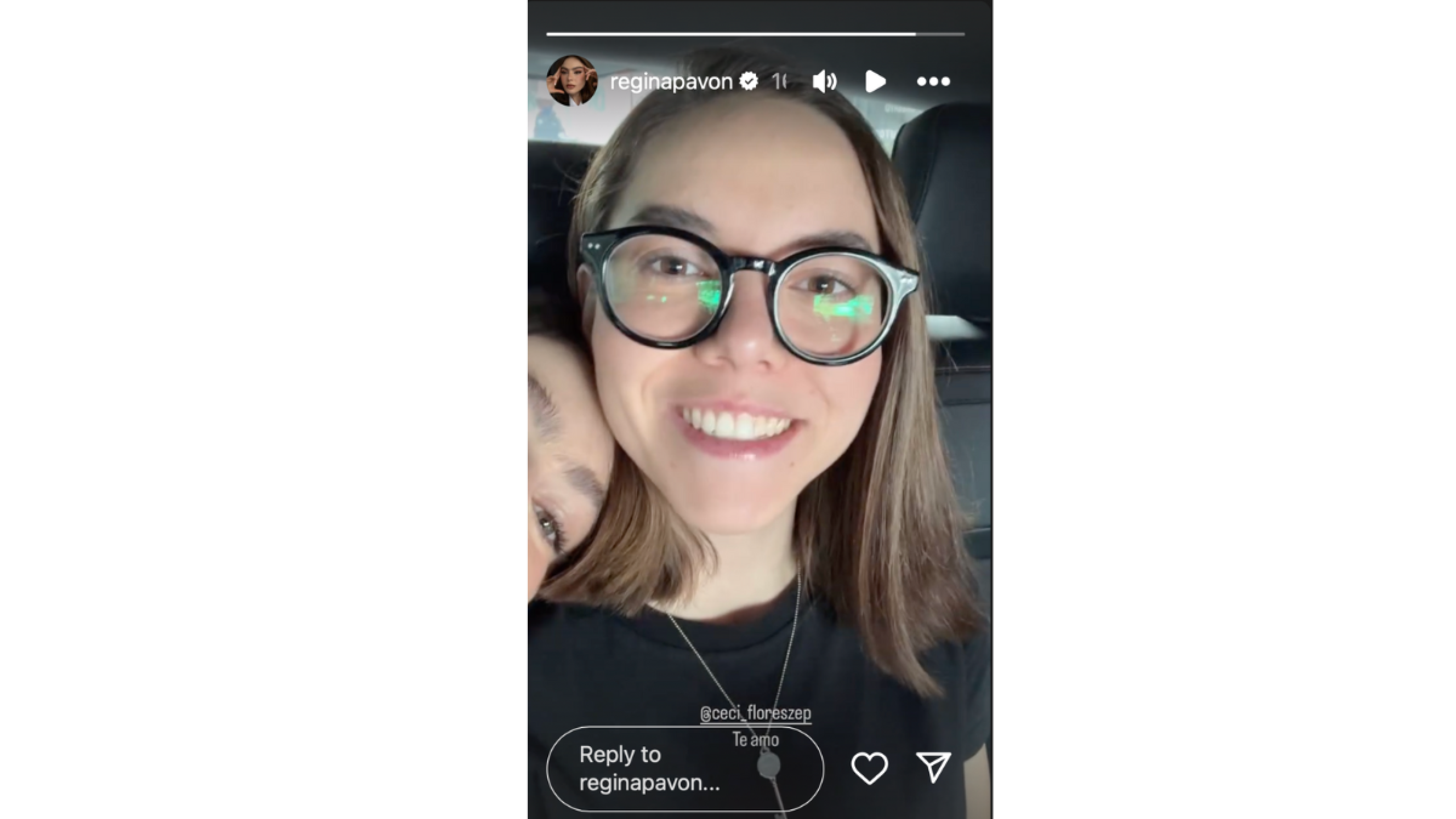 Regina Pavón y Ceci Flores