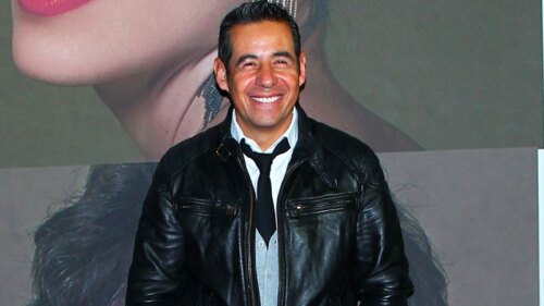 El locutor confesó de quién esta locamente enamorado.