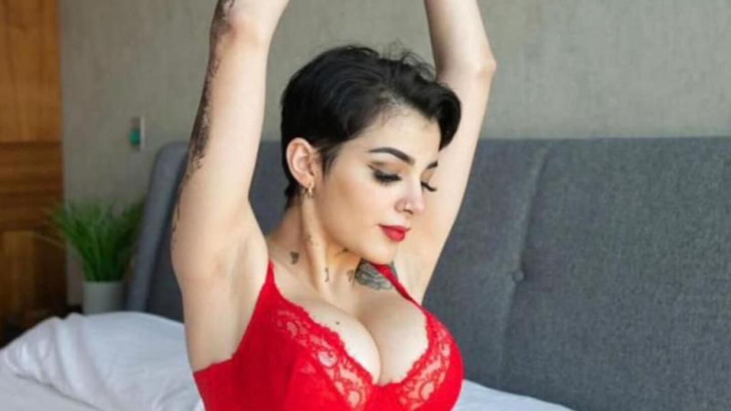 Karely Ruiz revela que sufre alopecia por estrés: "El dinero no lo es todo"