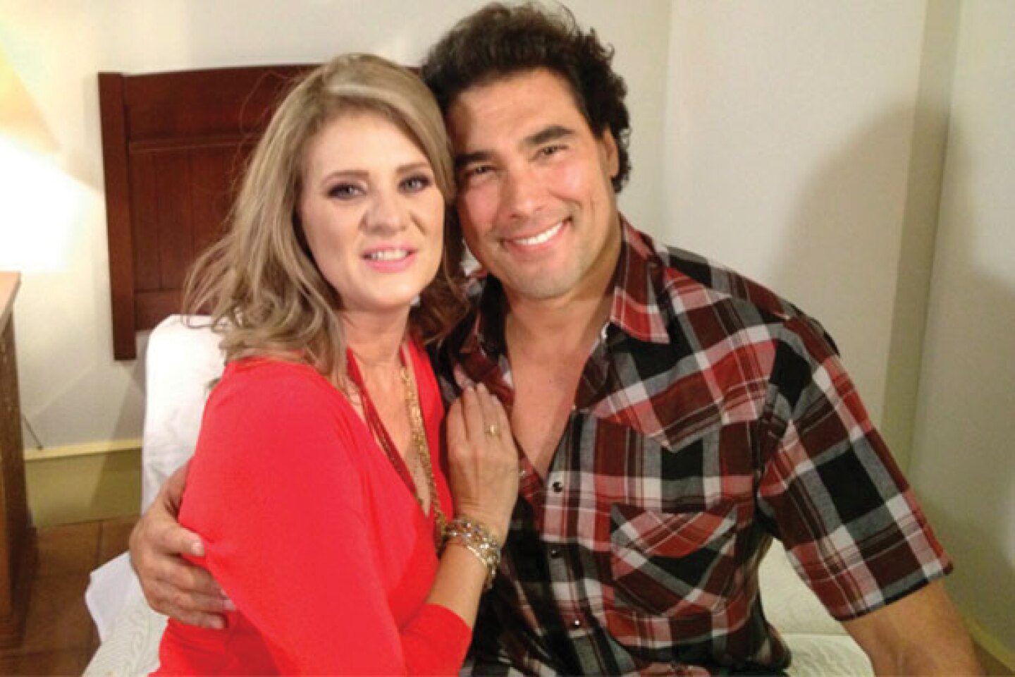 Erika Buenfil y Eduardo Yáñez tienen una bonita amistad.