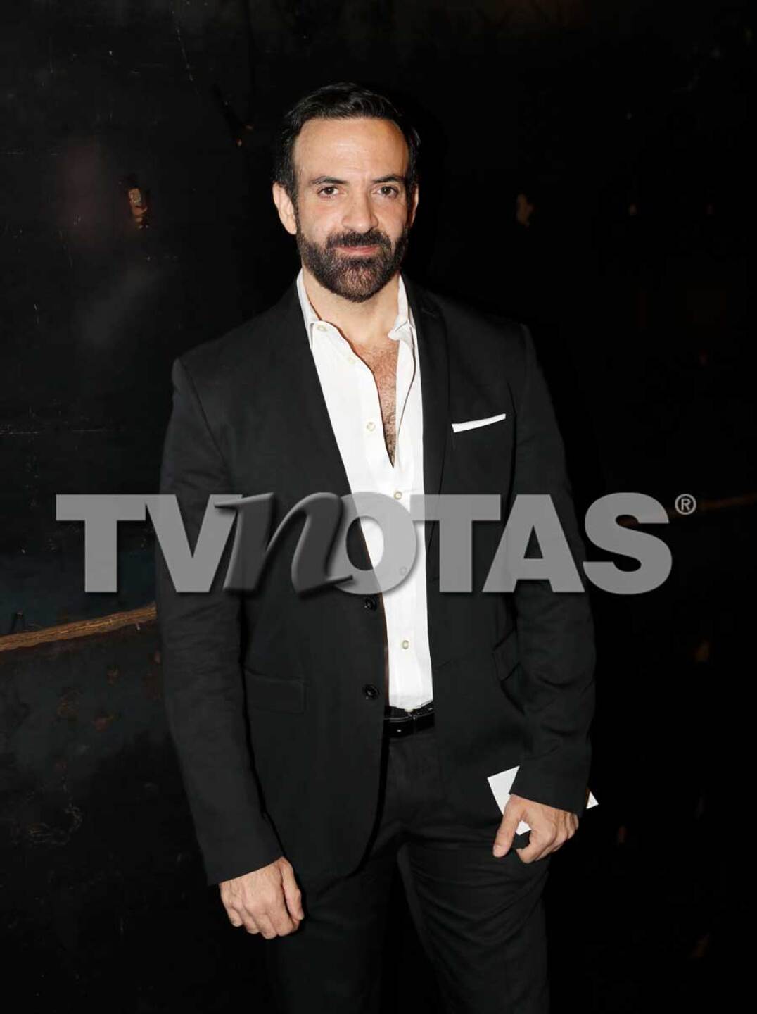 Pedro Sola manda piropos a Pablo Perroni