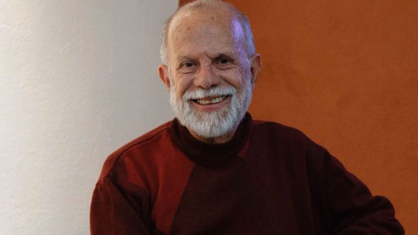 Cineastas y admiradores lamentan la muerte de Jaime Humberto Hermosillo, cineasta reconocido por su osadía en el séptimo arte.