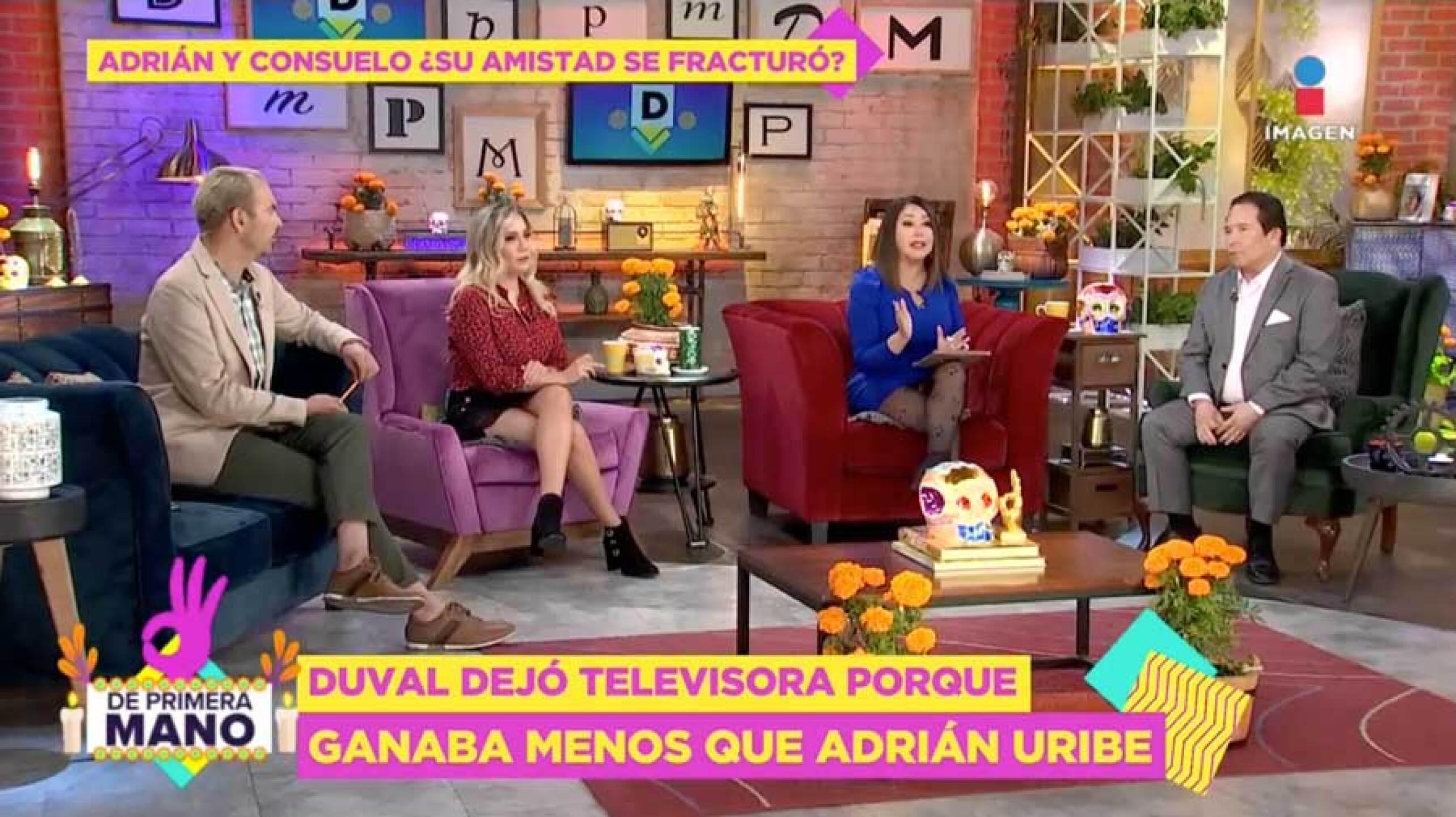 Sueldos de Consuelo Duval y Adrián Uribe dividen comentarios