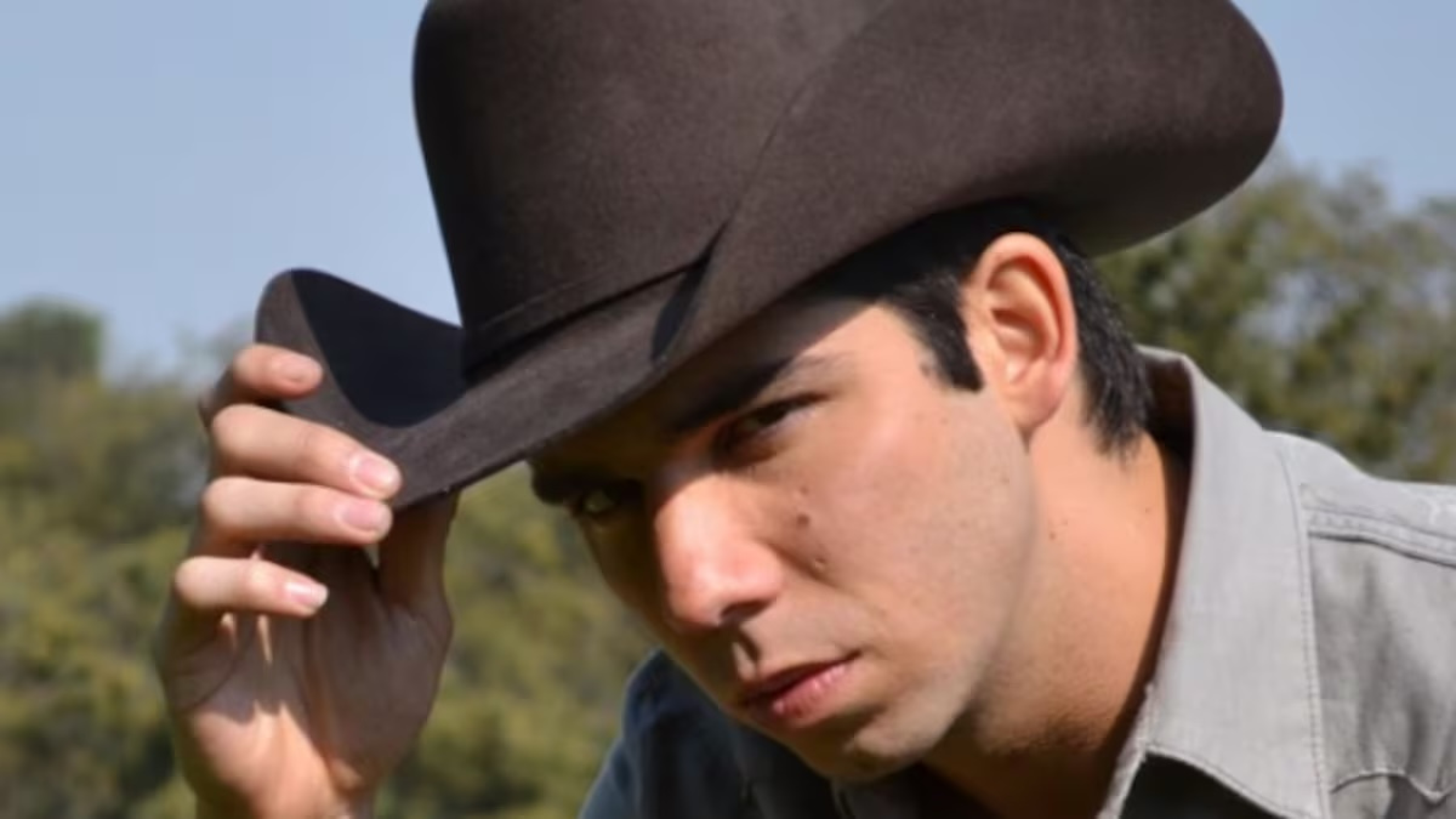 Ruy Senderos aparece en la primera y segunda temporada de 'El señor de los cielos'.
