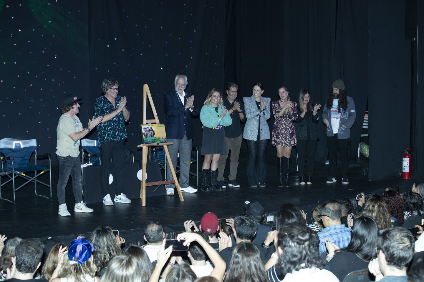 Los marihuanólogos, obra de teatro, Arath de la Torre