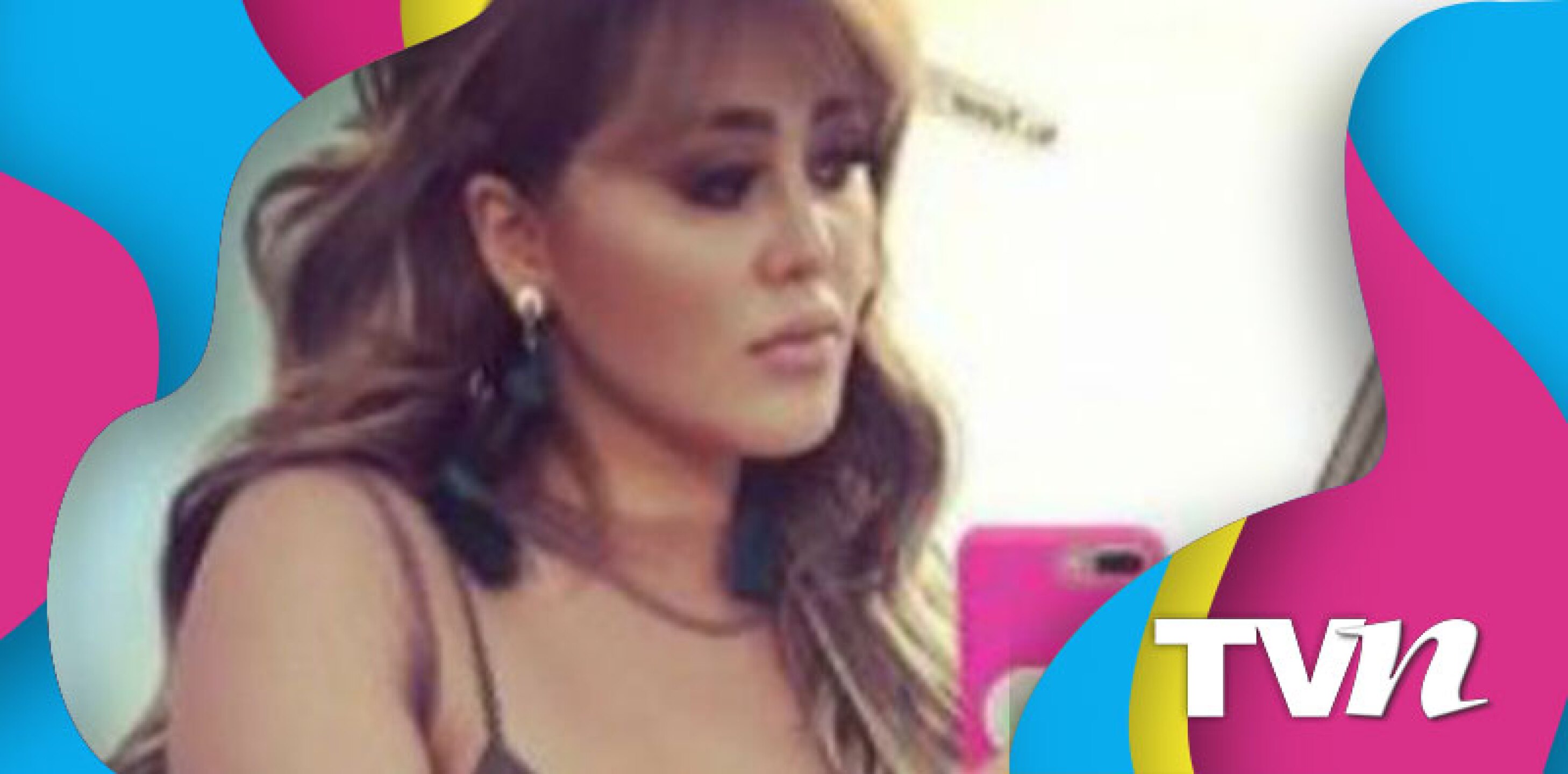 Instagram: @gomitaoficial123
