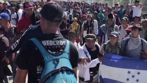 Los migrantes quieren llegar a Estados Unidos.