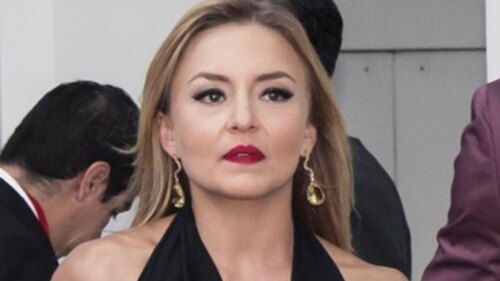 No solo presumió su nuevo look, también lo ilusionada que está de volver a la pantalla chica.