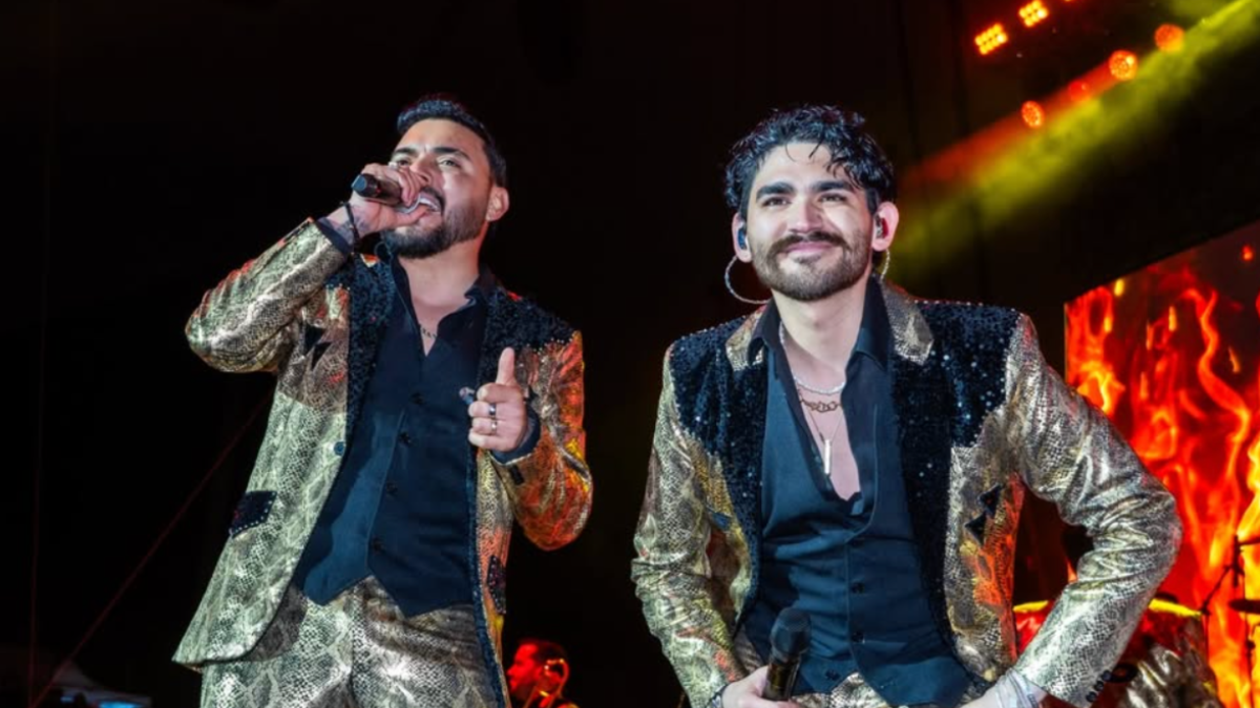 Ricky en la banda El recodo