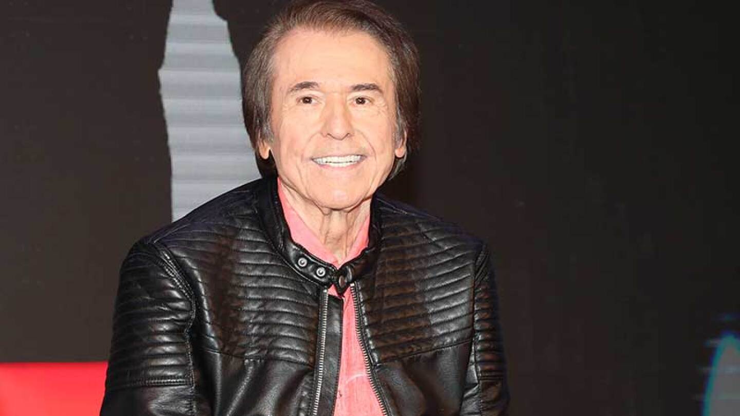 'El divo de Linares' promociona su nuevo material discográfico.