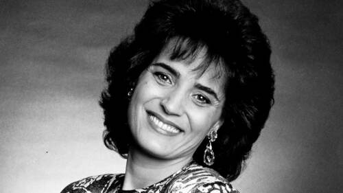 Muere la cantante de Una Maleta de Cartón, tras complicaciones de Covid-19