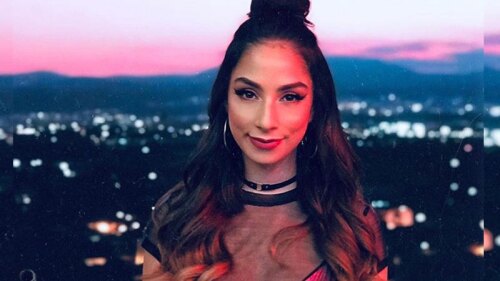 María Chacón Trabajo Mentiras Playa