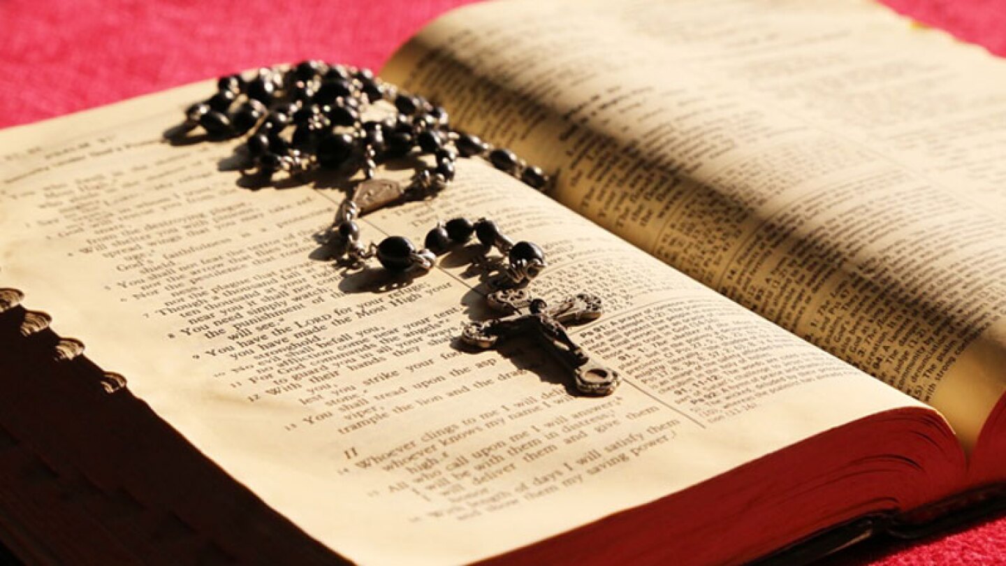Biblia n.