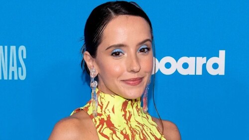 Evaluna Montaner acusada de bruja