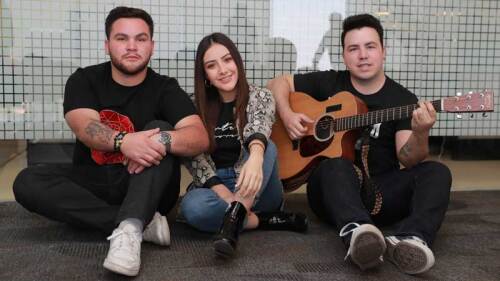 'Somos 3' presenta su más reciente sencillo 'Soñé' a dueto con Julión.