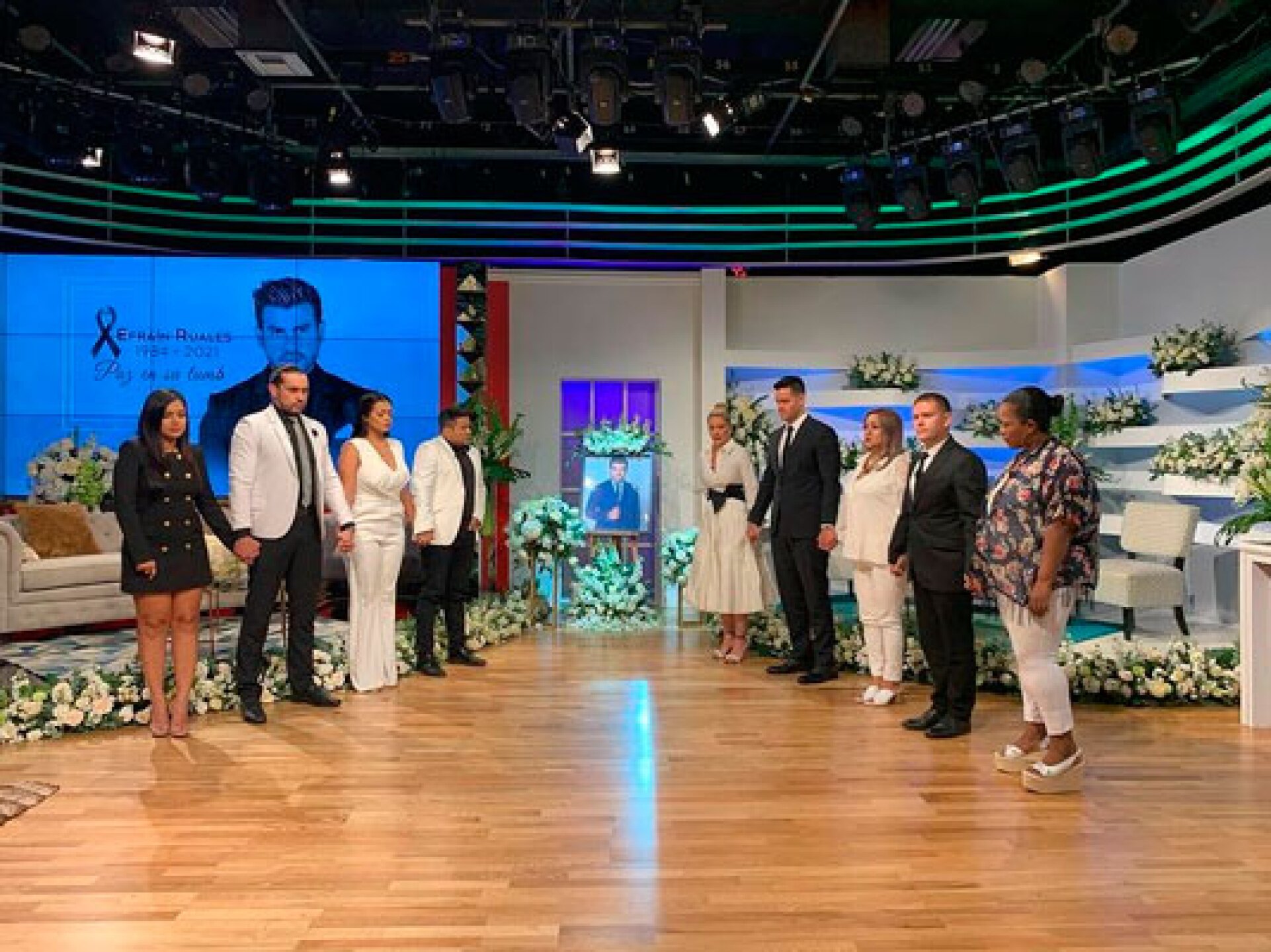 Compañeros de Efraín Ruales se quiebran en programa en vivo