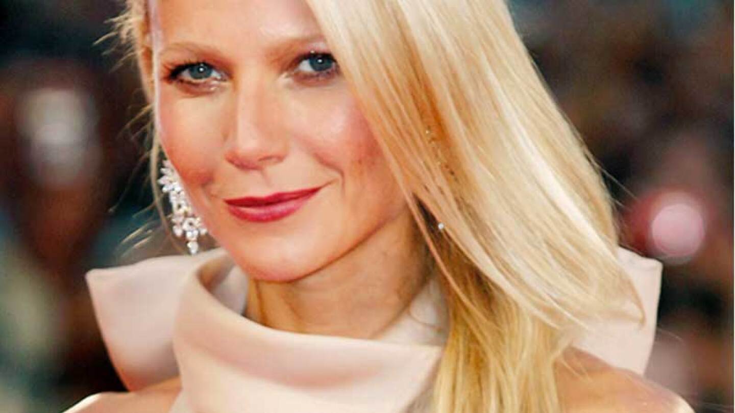 Gwyneth Paltrow celebra sus 44 ¡con foto al natural!