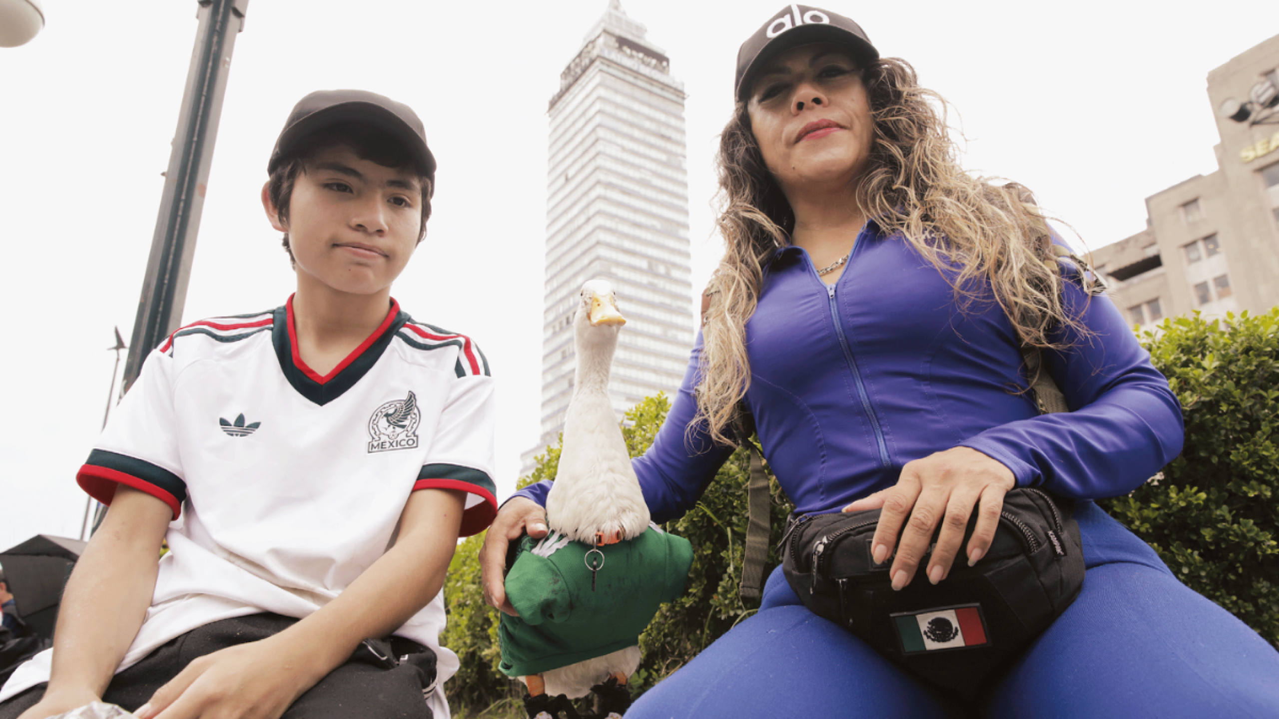Karla Gómez y el Pato Merlín