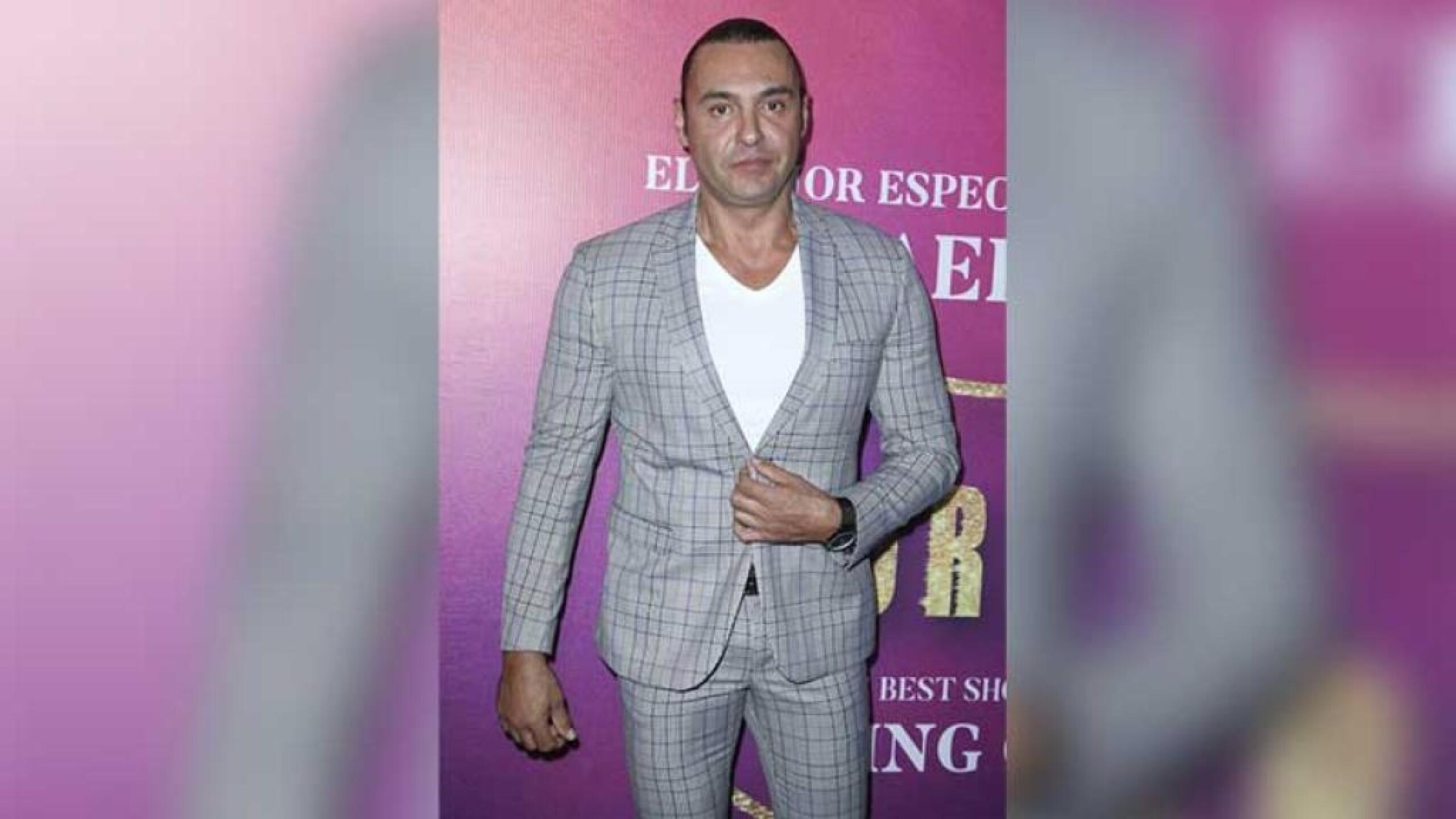 El actor y ex luchador aseguró que no cambiaría por nada del mundo a su esposa.