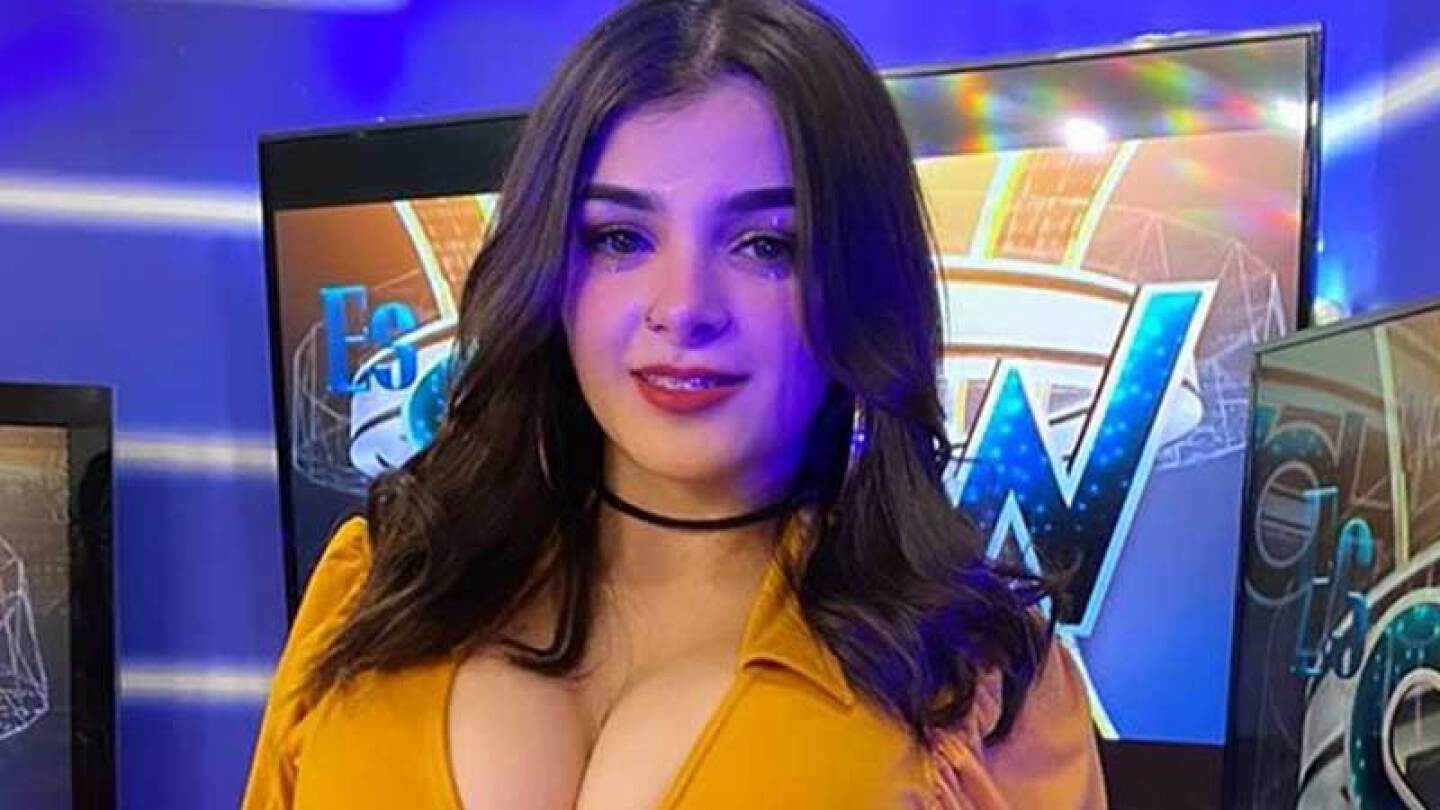 Karely Ruiz se encontró con un fan