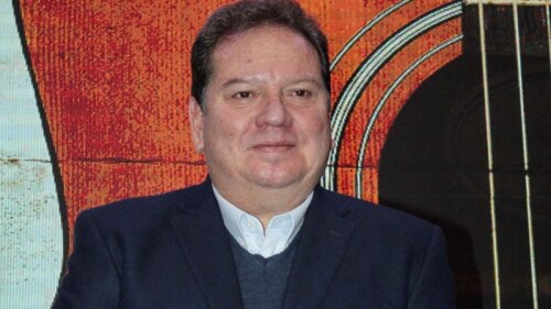 Preocupado por su situación este personaje no se guardó nada, confía en que el intérprete reaccione antes de que sea tarde.