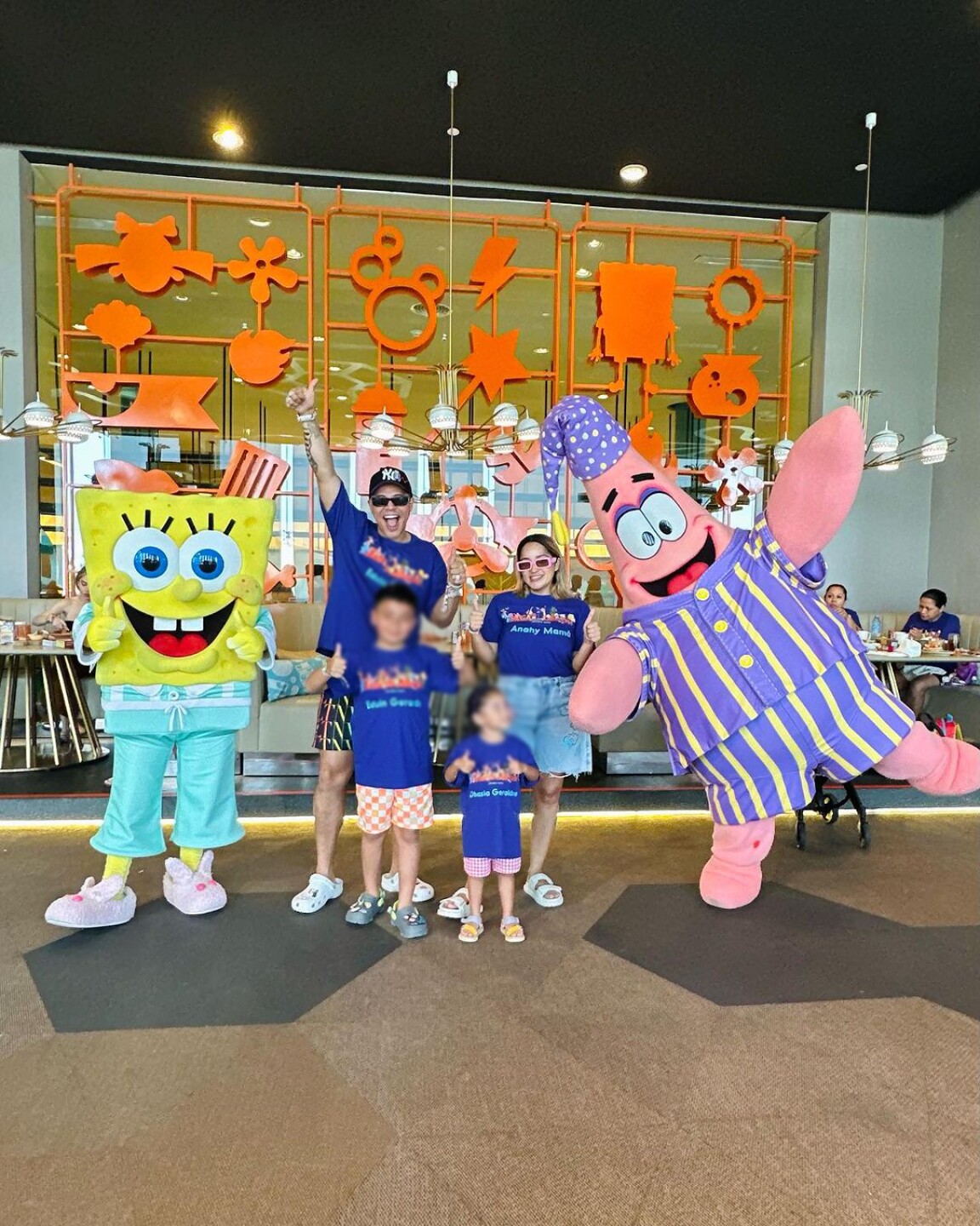 Eduin Caz celebra en familia el cumpleaños de su hijo mayor