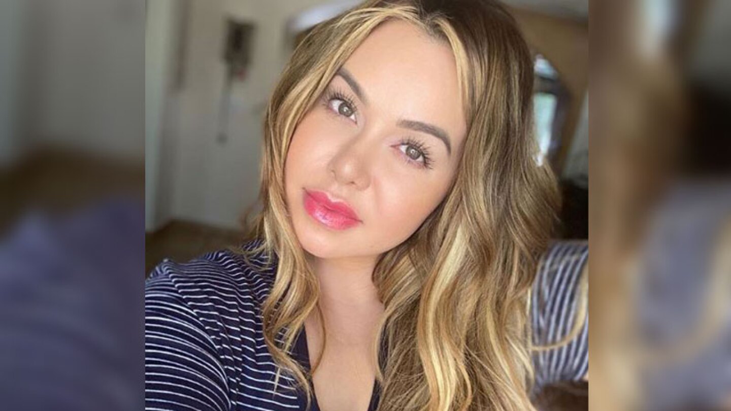 Tachan de irresponsable a Chiquis Rivera.
