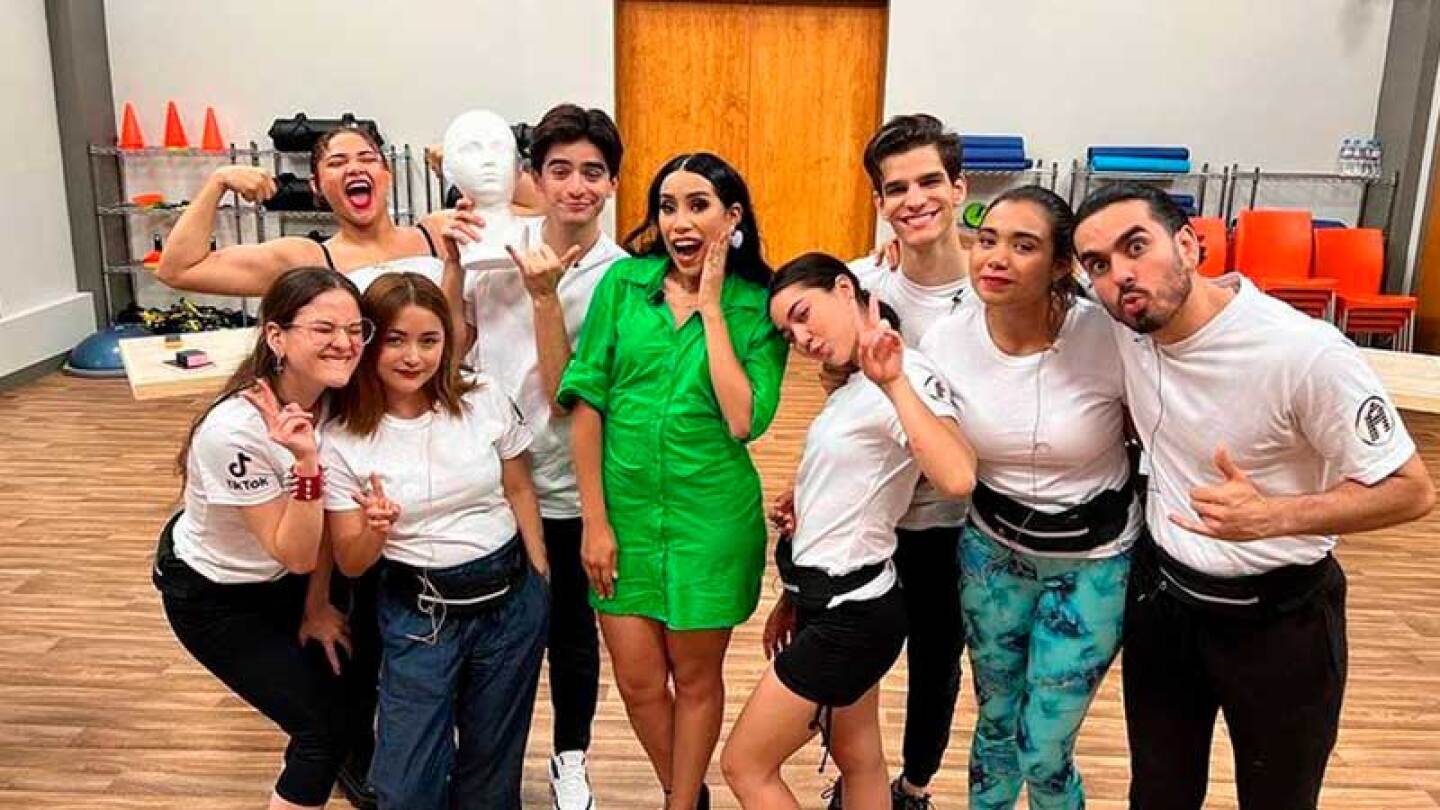 Exalumnas de La Academia acusan a la producción de posible fraude