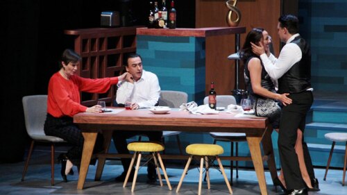 Adal Ramones Dos más dos