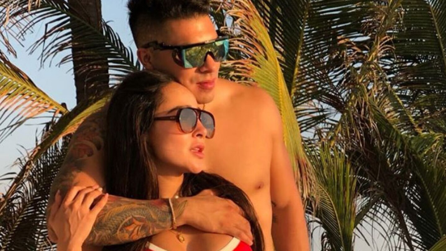 La pareja más polémica de la televisión retomó su amorío y así reaccionaron sus fans.