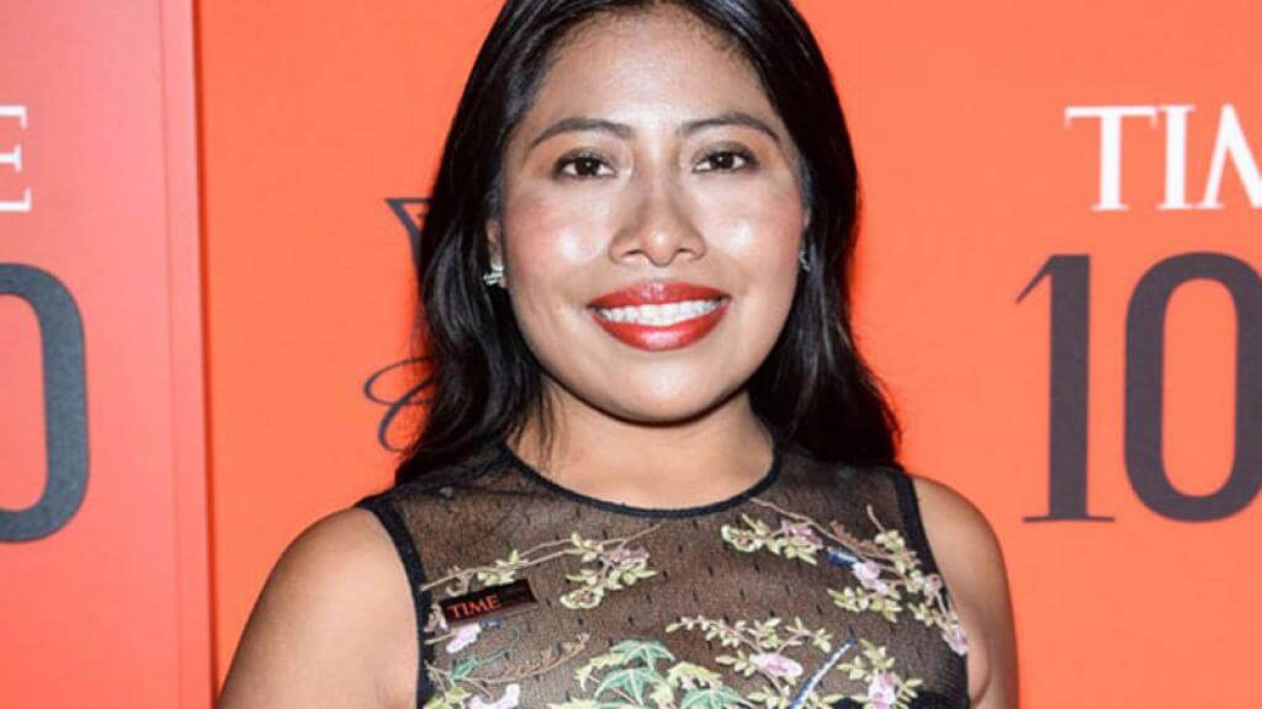 Yalitza Aparicio se deja ver de otra forma
