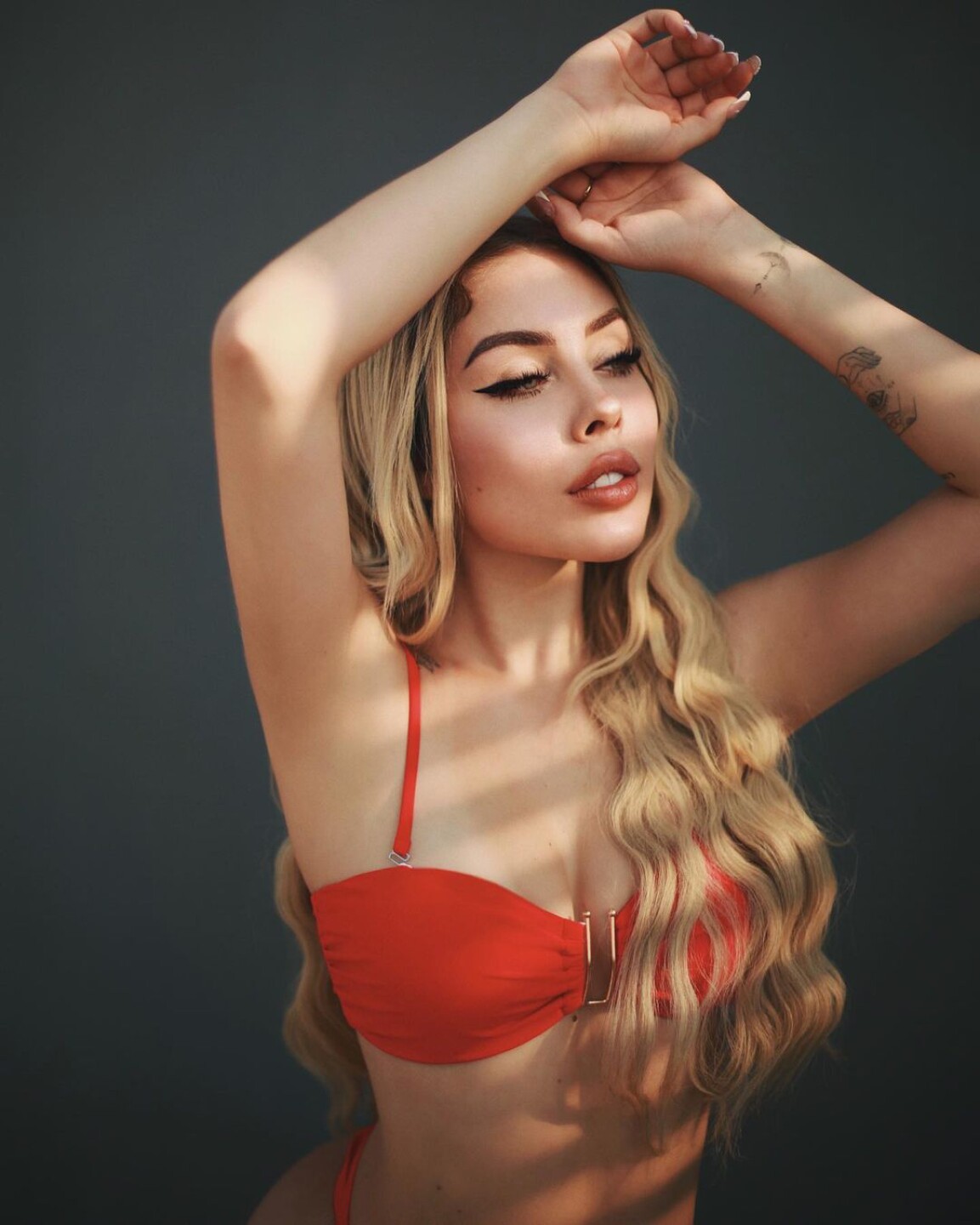 Maya Nazor relación Peso Pluma antro Guadalajara