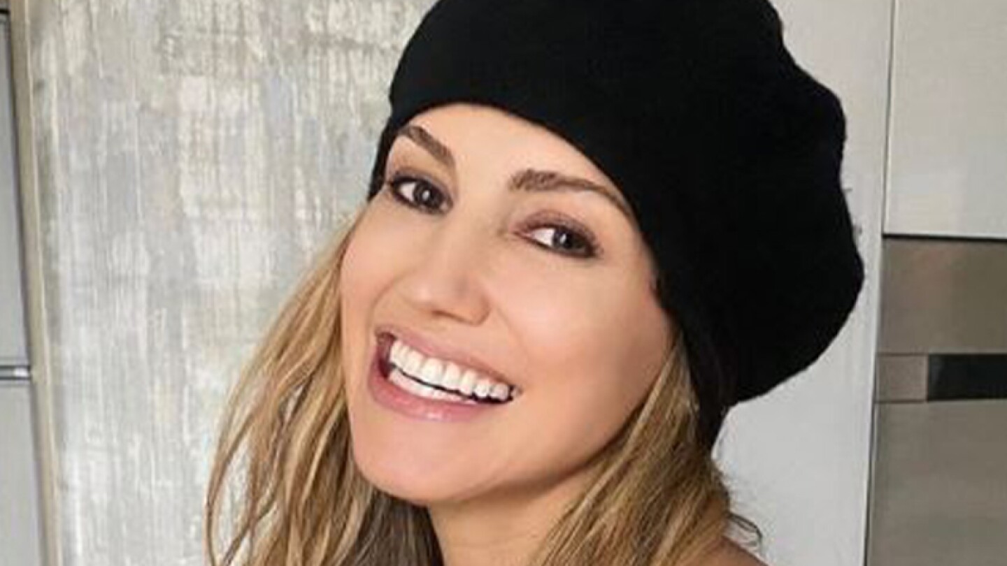 Fanny Lu no está embarazada, la cantante aclara la confusión