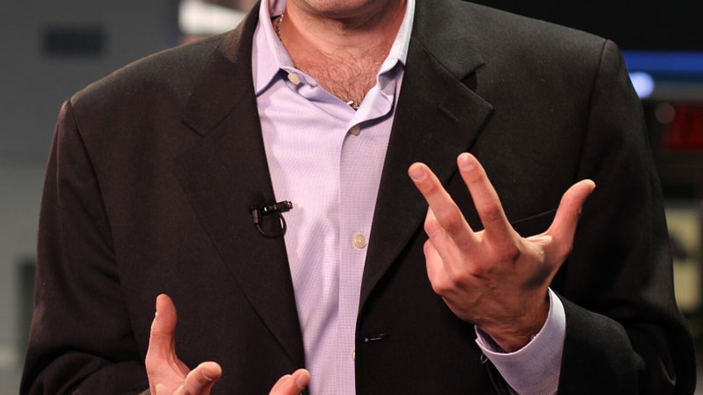 ¡Famoso reportero de espectáculos se declara VIH positivo!