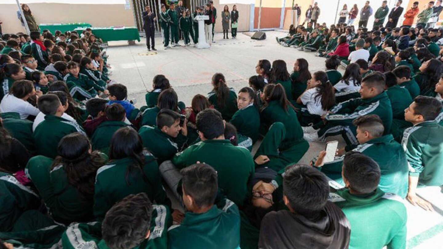 Examen de secundaria cancelado