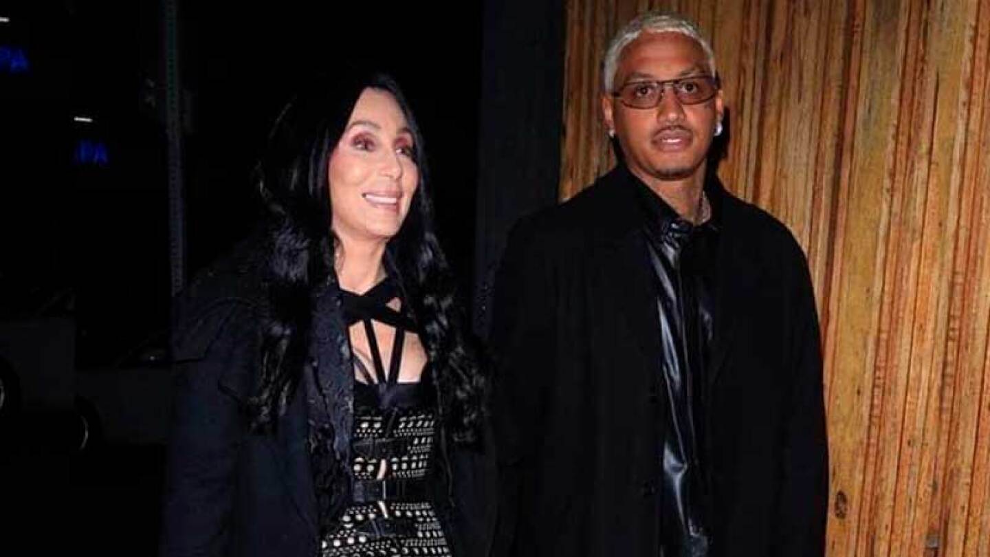 Cher lamentó no haberle contado a su madre la buena noticia