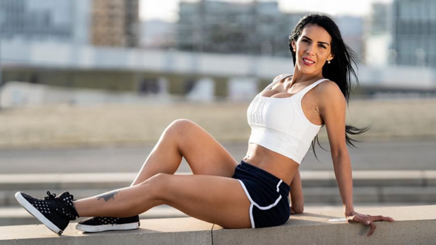 Marian Cantú abre plataforma fitness ante la necesidad de no tener trabajo.