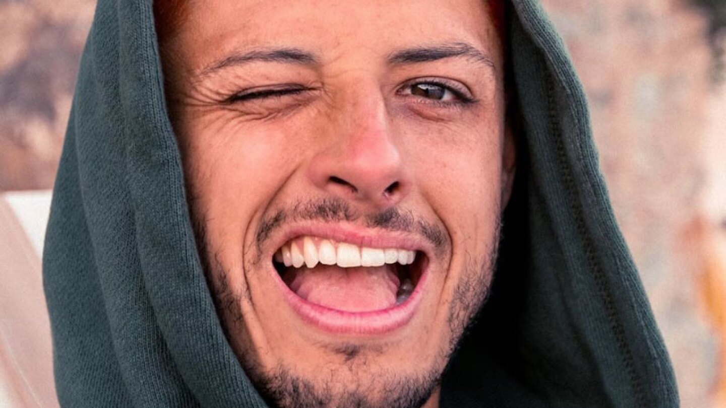 El futbolista pide a sus fans que le hagan memes y hace viral un reto para ellos, mira de qué se trata.
