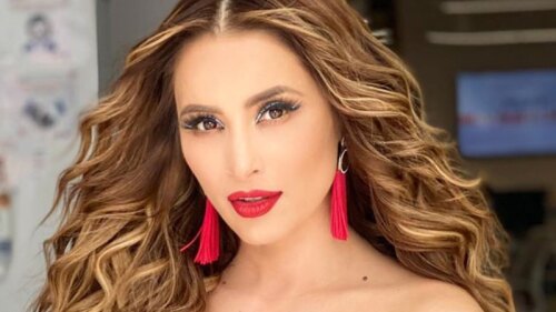 Cynthia Rodríguez causa polémica en reapertura de Teotihuacán