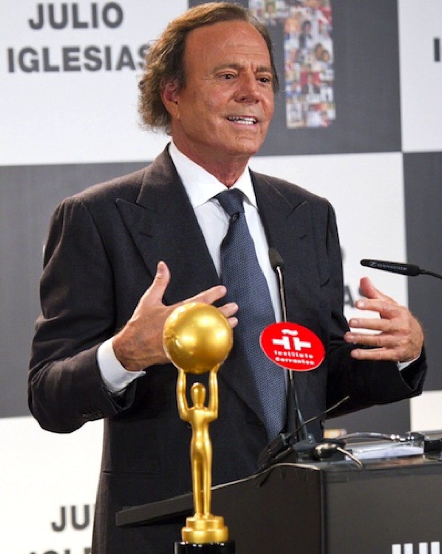 Julio Iglesias