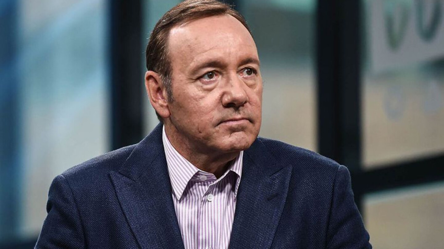 Kevin Spacey: Reino Unido busca una orden de extradición en su contra