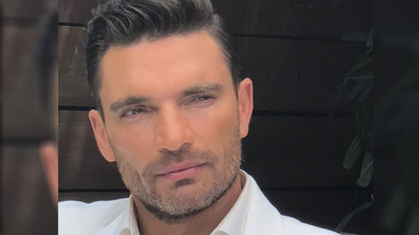 La ex del actor pidió suspender las visitas debido a una gira de trabajo.