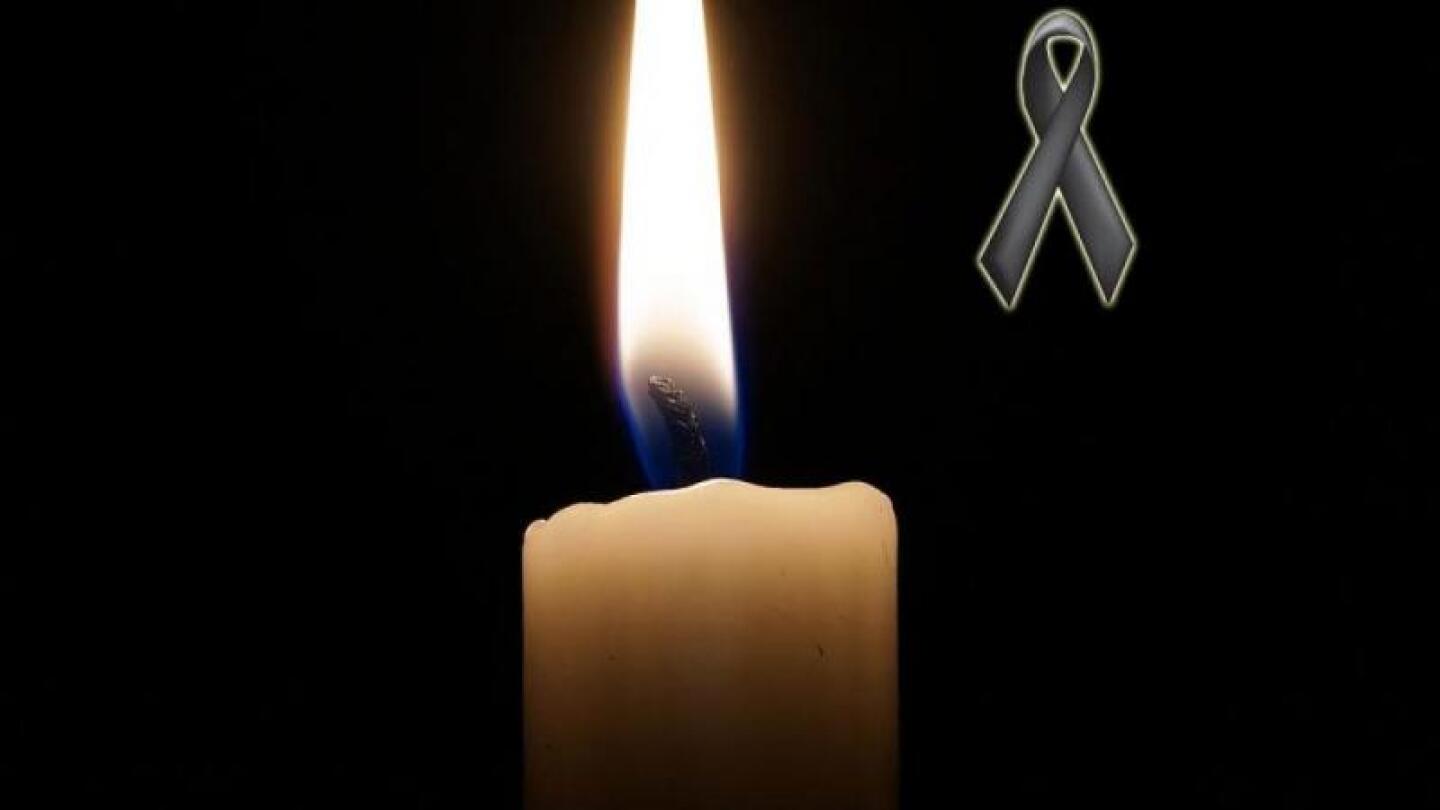 Mándamos nuestras condolencias a sus familiares y amigos.