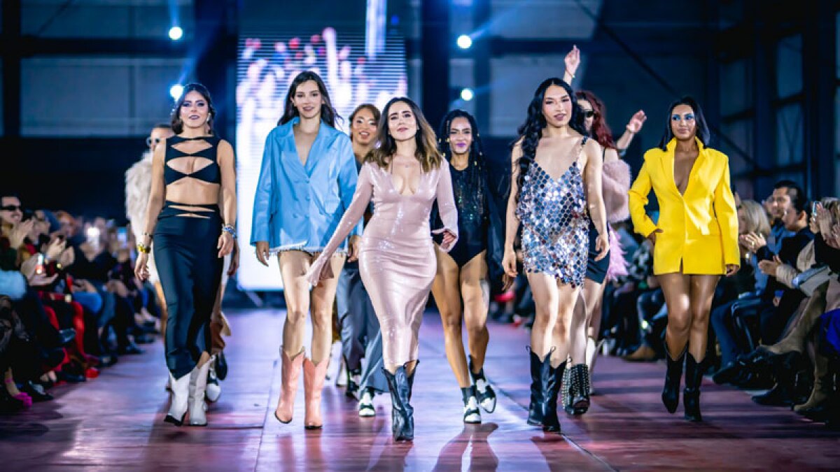 Celebran séptima edición de la pasarela Moda México