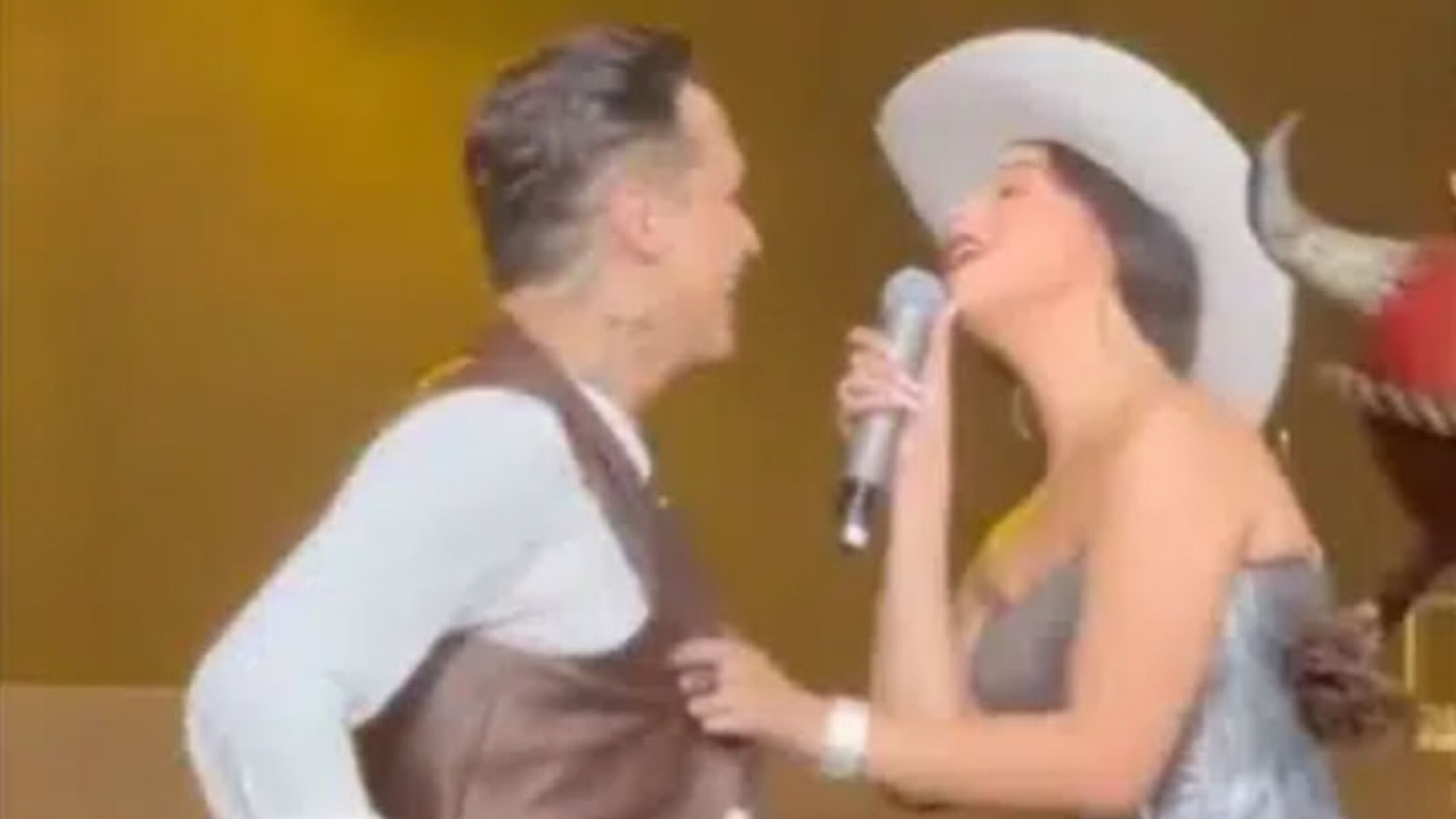 Ángela y Nodal juntos en el Auditorio Nacional