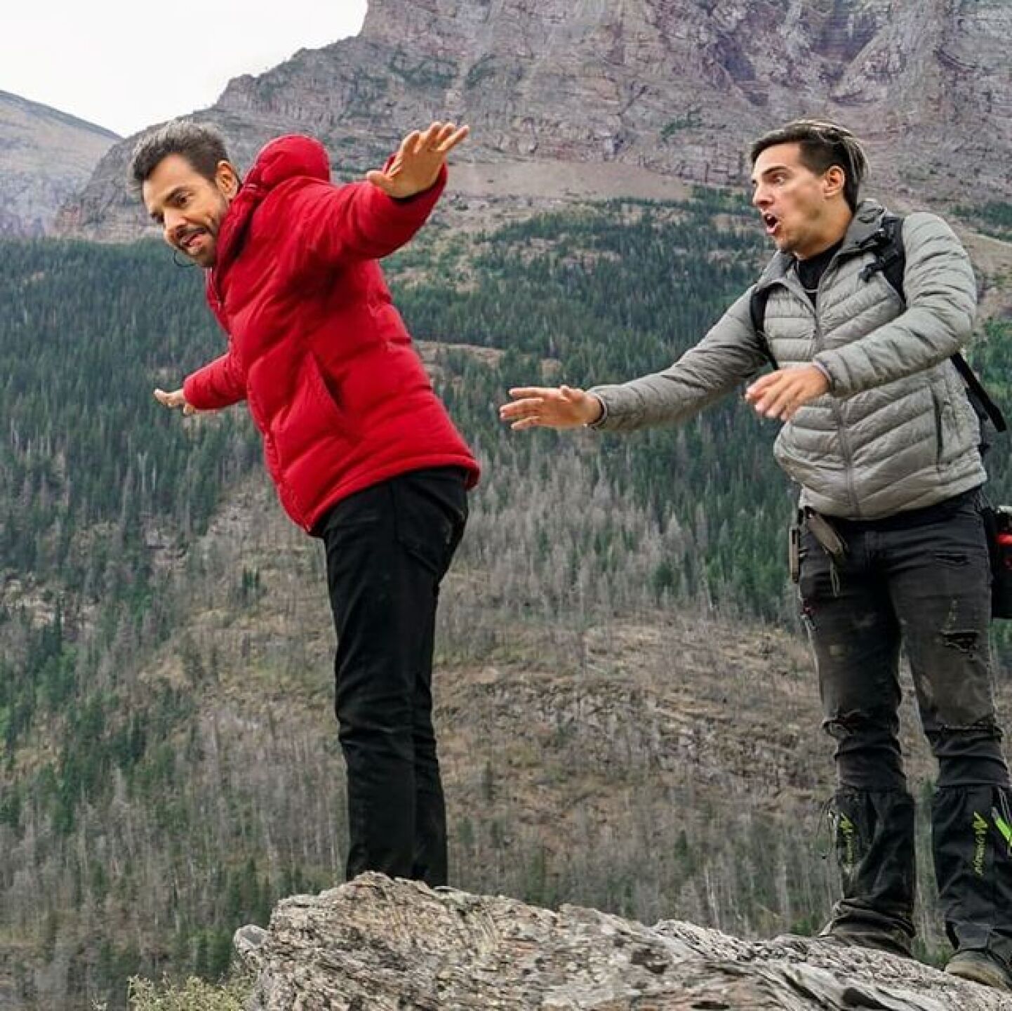 Vadhir Derbez reprueba que le pidan fotos solo porque son fans de su papá