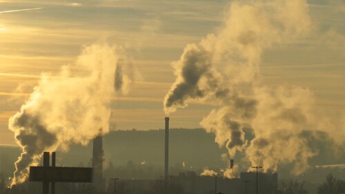 Cubrebocas de tela no sirven ante la contaminación